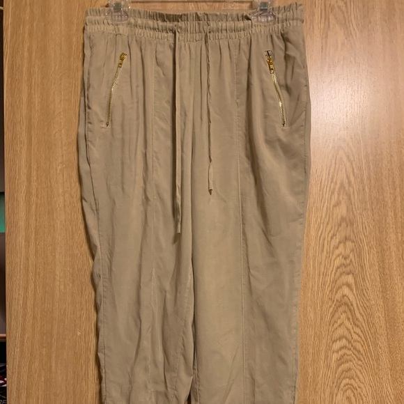 Great summer pants - Picture 1 of 3